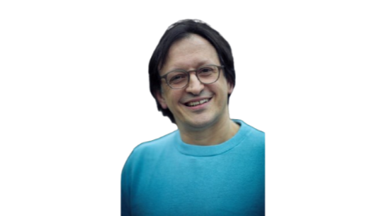 Portræt af Francisco med hvid baggrund